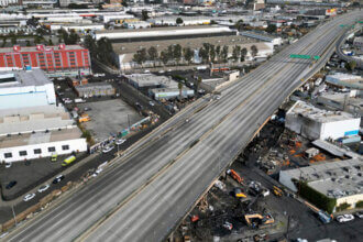 Лос-Анджелес готовится открыть мост I-10 после пожара